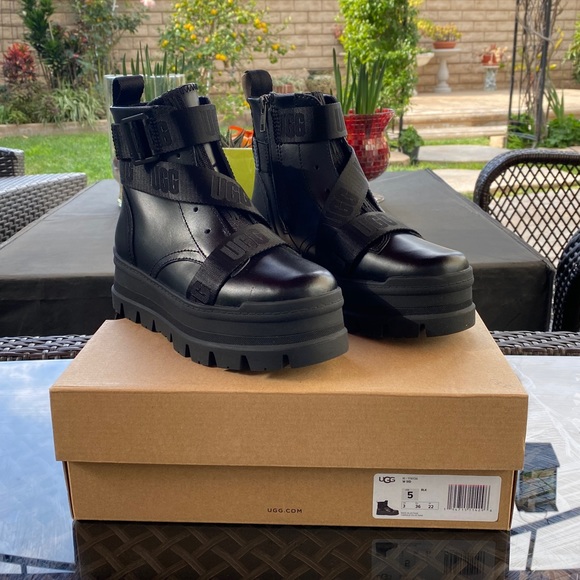 UGG | Shoes | Nwt Ugg Sid Boots | Poshmark